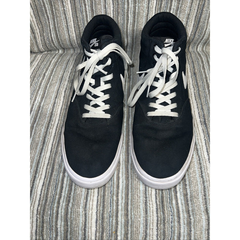 Nike Mens 14 Black SB Charge Mid Top Sneakers,